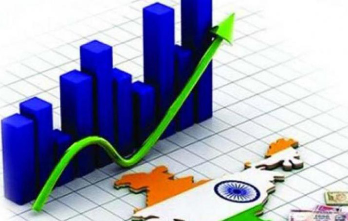 Acceleration of the Indian Economy despite the fall of Rupee