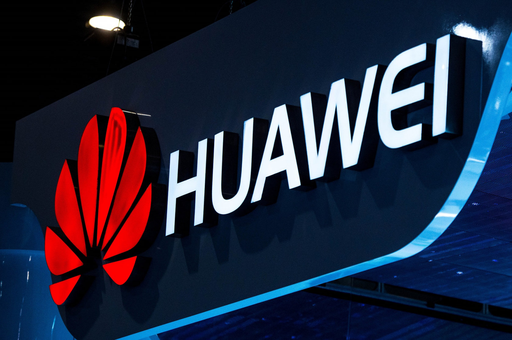 The US Again Attacks China And Huawei Over Its 5g Technology