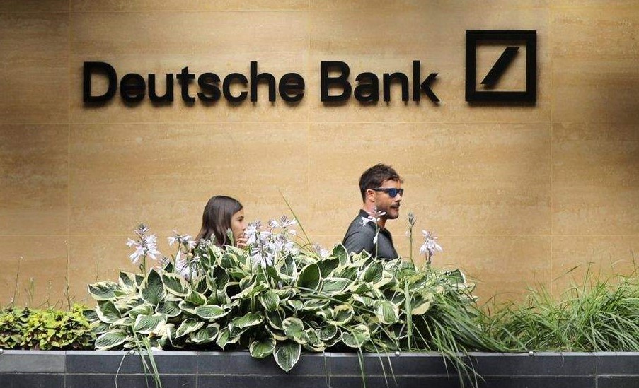 Deutsche Bank's Shares Went Down By 5% After Reporting Second Quarter Net Loss