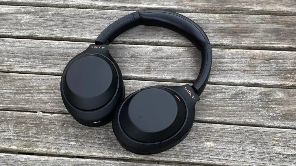 Sony Company's WH-1000XM5 Headphones